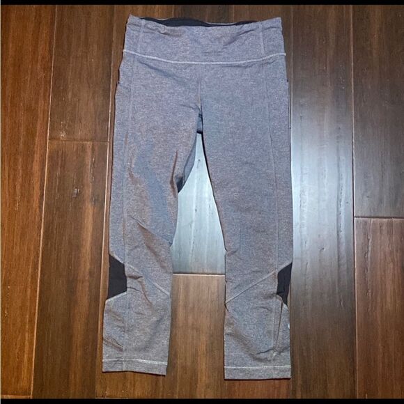 Lululemon Ladies Leggings  - Picture 1 of 6